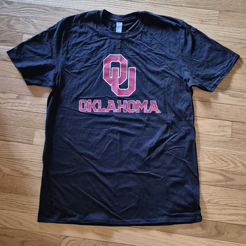 Fanatics Oklahoma Sooners Men's Large Black SS T-shirt NWOT
